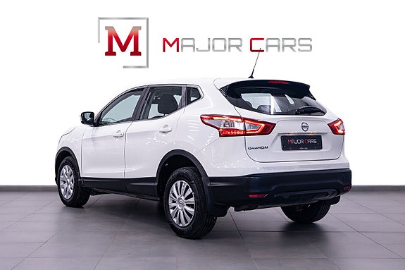 Nissan Qashqai 4 of 5