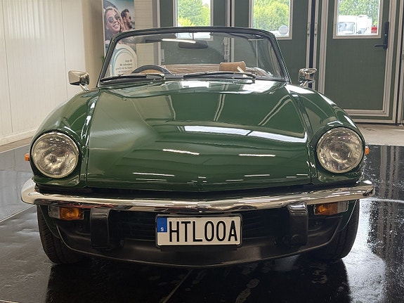 Triumph Spitfire 10 of 17
