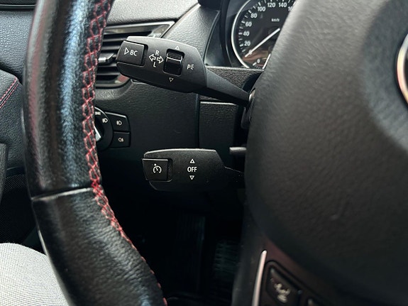 BMW X1 20 of 25