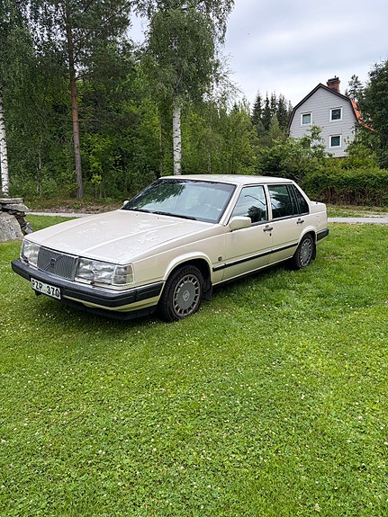 Volvo 960 4 of 5
