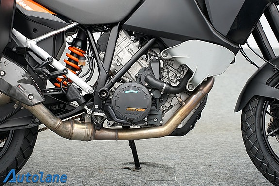 KTM 1050 Adventure ABS *Nyservad, Nya däck 11 of 30