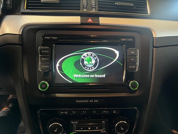 Skoda Superb 16 of 19