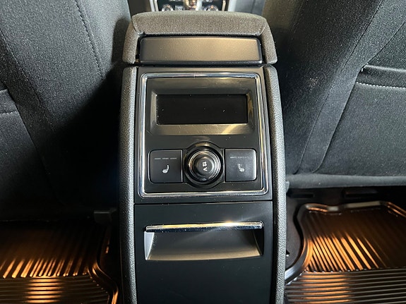 Skoda Superb 17 of 19