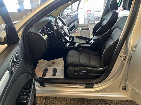 Skoda Superb 12 of 19