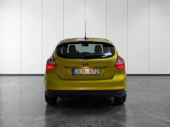 Ford Focus 7 of 14