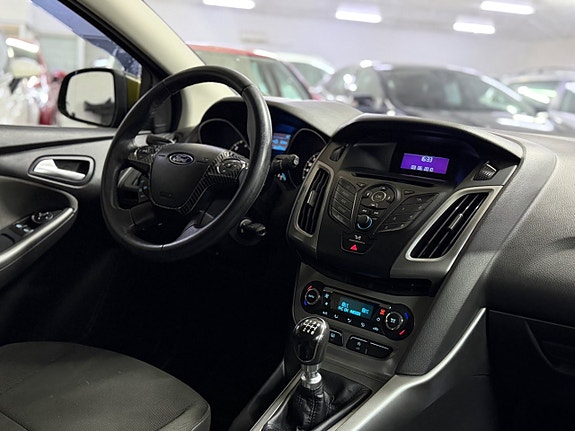 Ford Focus 10 of 14