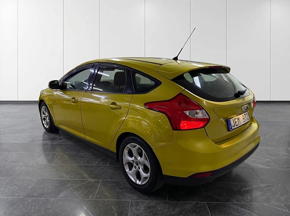 Ford Focus 4 of 5