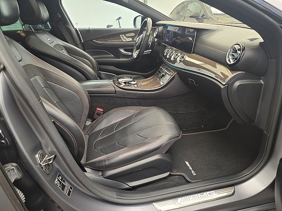Mercedes-Benz CLS53 18 of 23