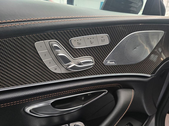 Mercedes-Benz CLS53 21 of 23