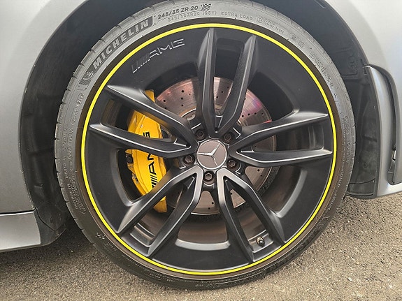 Mercedes-Benz CLS53 4 of 23