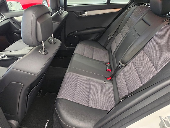 Mercedes-Benz CLA180 d 17 of 22