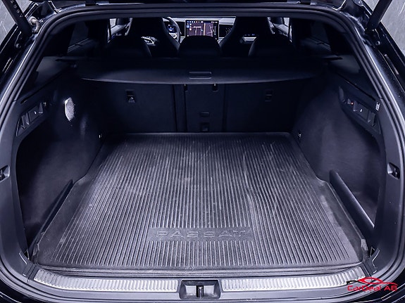 Volkswagen Passat 17 of 30
