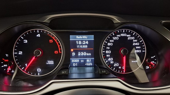 Audi A4 allroad 17 of 24