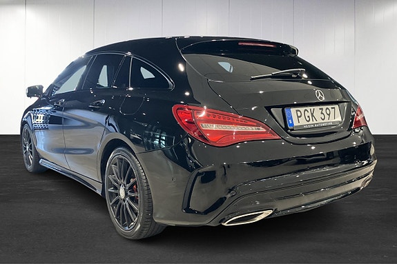 Mercedes-Benz CLA220 d 4 of 5