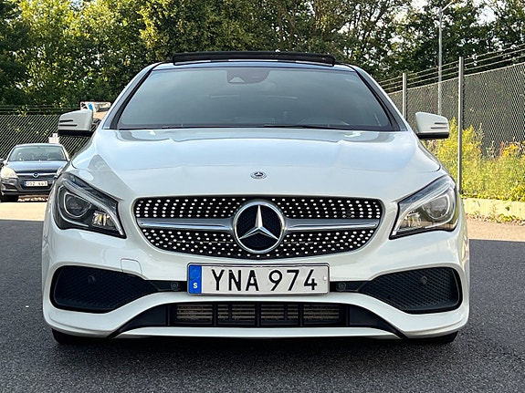 Mercedes-Benz CLA200 20 of 25