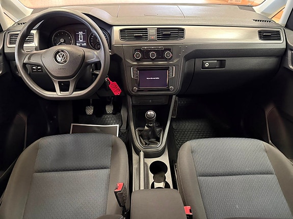 Volkswagen Caddy 17 of 23