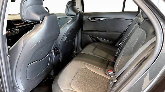 Kia e-Niro 9 of 12