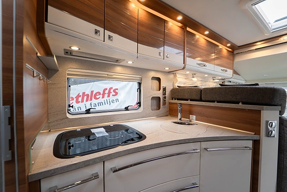 Dethleffs Globetrotter XL-I 7850 Premium *Queenbed / AC bodel / Solcell / Dragkrok* 4 of 12