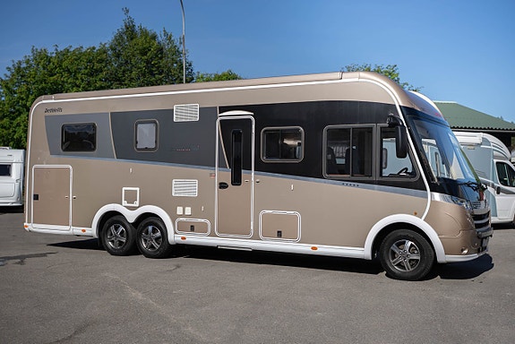 Dethleffs Globetrotter XL-I 7850 Premium *Queenbed / AC bodel / Solcell / Dragkrok*