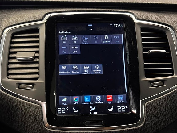 Volvo XC90 25 of 30