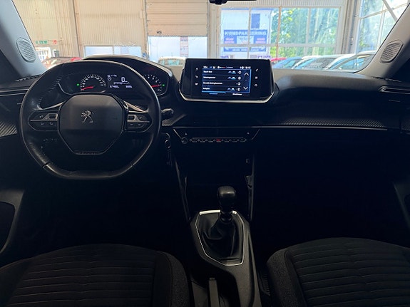 Peugeot 2008 12 of 27