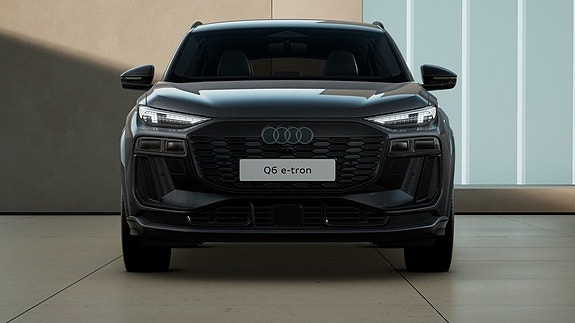 Audi Q6 e-tron 2 of 11