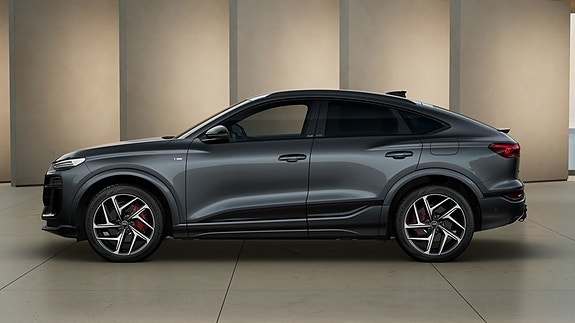 Audi Q6 e-tron 3 of 11