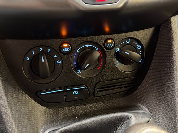 Ford Transit Connect 15 of 15