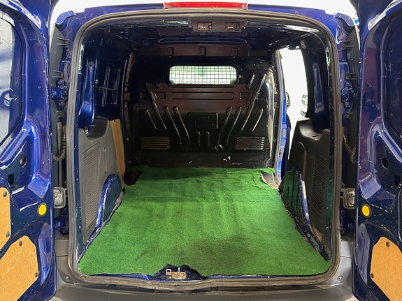 Ford Transit Connect 8 of 15
