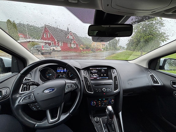 Ford Focus 3 of 5