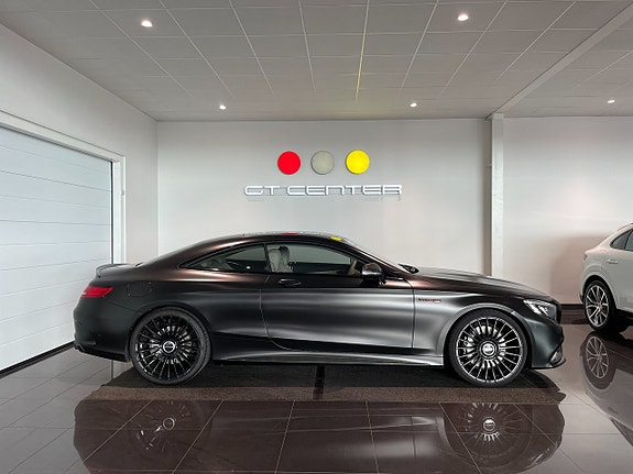 Mercedes-Benz S63 2 of 5