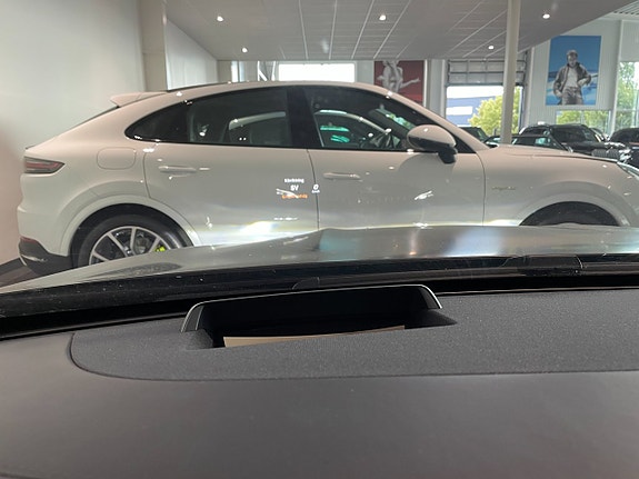 Mercedes-Benz S63 10 of 21