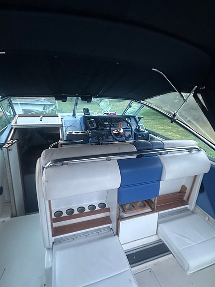 Sea ray 268 sundancer 5 of 9