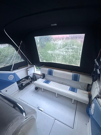 Sea ray 268 sundancer 9 of 9