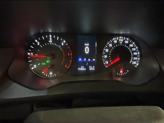 Renault Kangoo 11 of 13