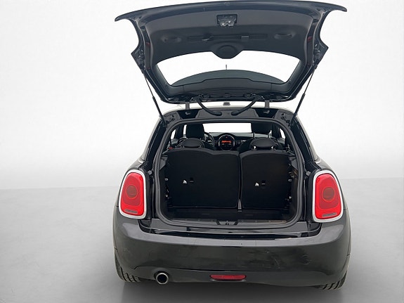 MINI Cooper 20 of 25