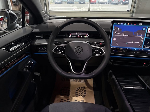 Volkswagen ID.7 3 of 5