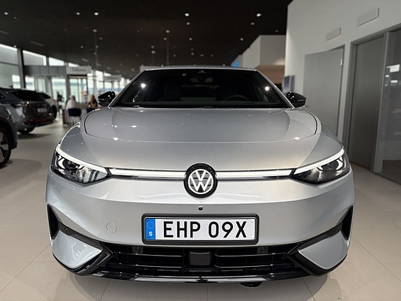 Volkswagen ID.7 5 of 5