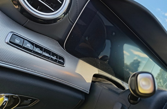 Mercedes-Benz E43 8 of 12