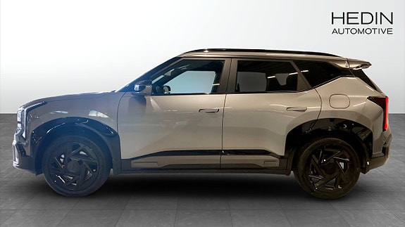 Kia Seltos 6 of 12