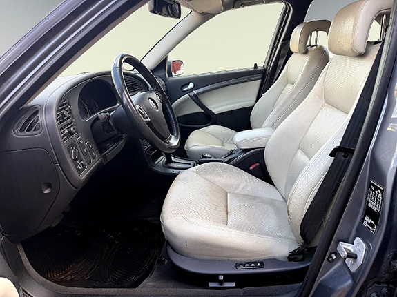 Saab 9-5 5 of 5
