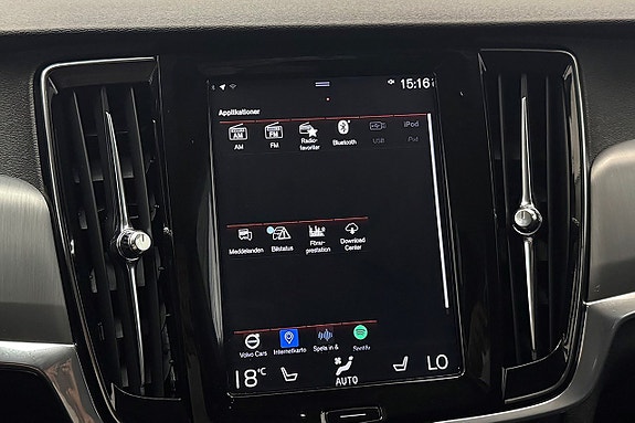 Volvo S90 24 of 30
