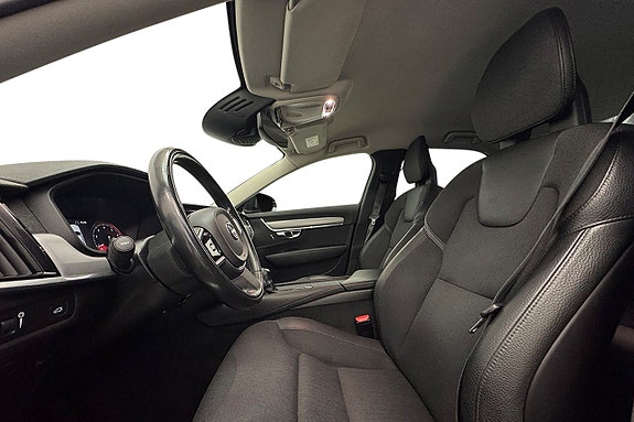 Volvo S90 12 of 30