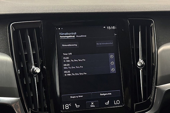Volvo S90 22 of 30