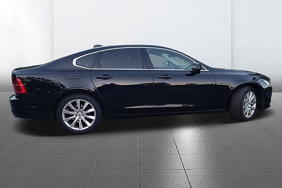 Volvo S90 3 of 4