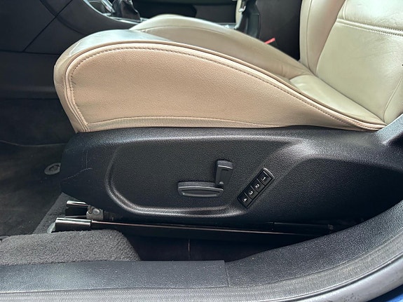 Ford Mondeo 18 of 26