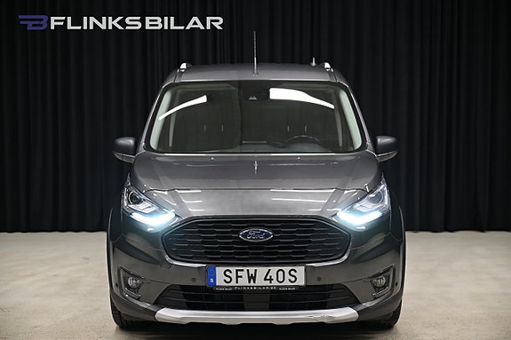 Ford Transit Connect 12 of 28
