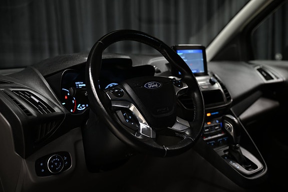 Ford Transit Connect 14 of 28