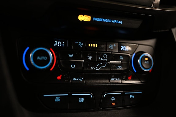 Ford Transit Connect 26 of 28