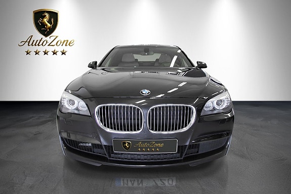 BMW 740d 5 of 5
